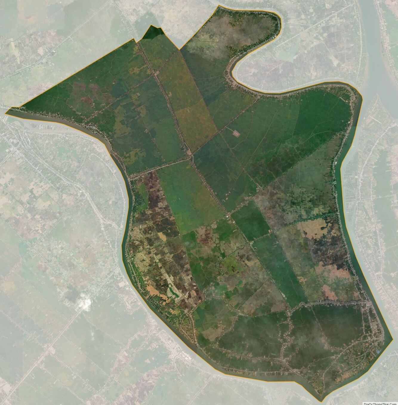 Bản đồ vệ tinh huyện Phú Tân
