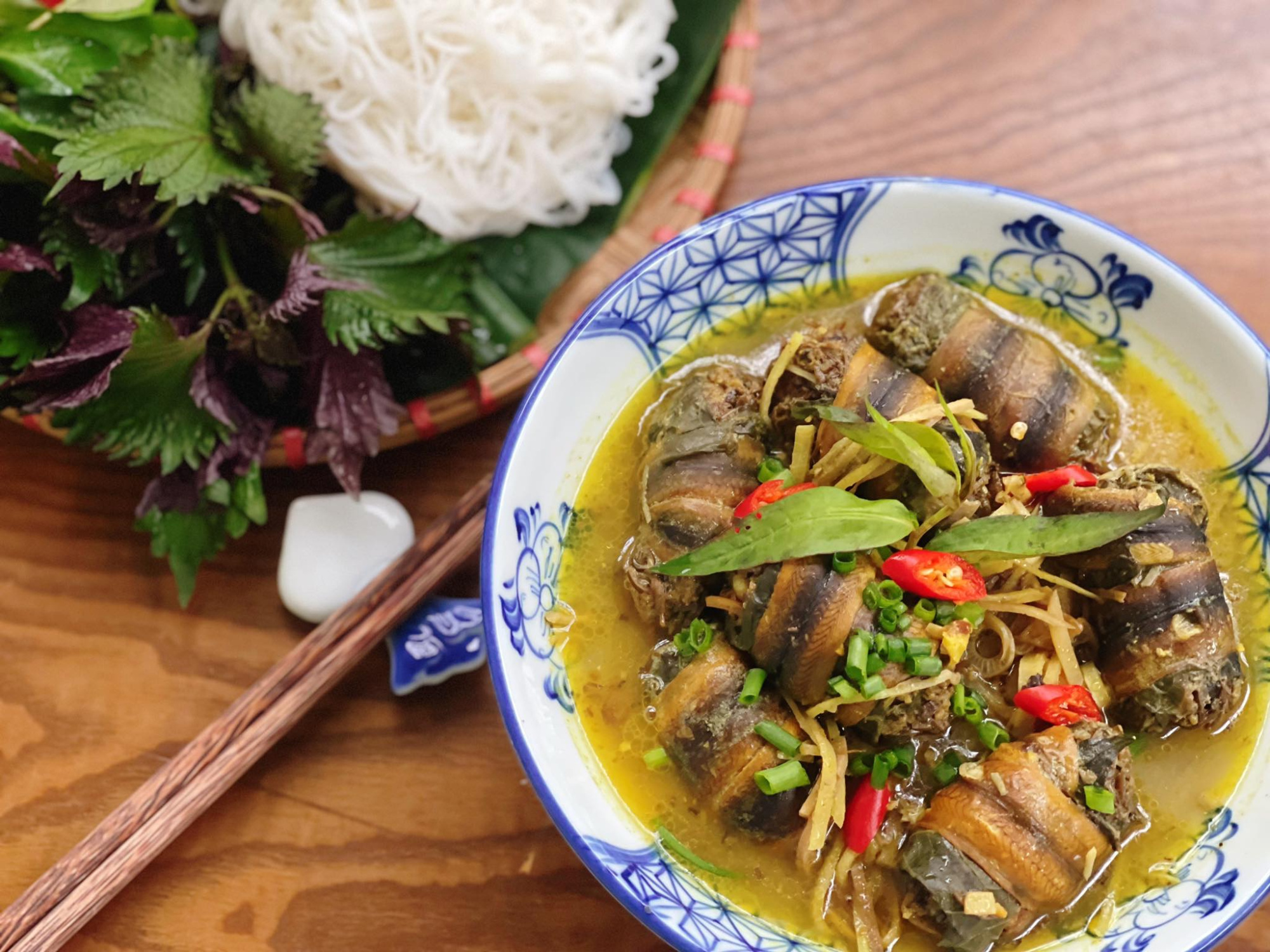 Lươn om củ chuối làng Văn Lôi.jpg