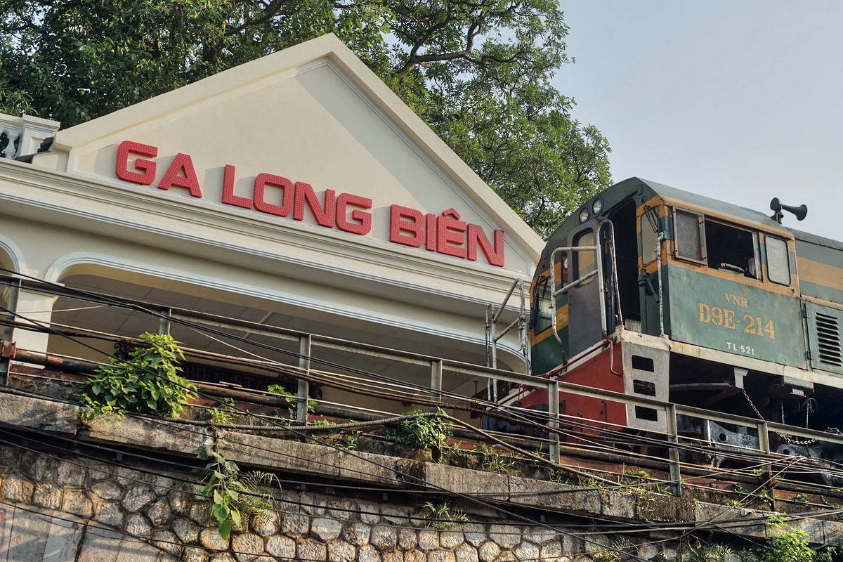 Ga Long Biên.jpg