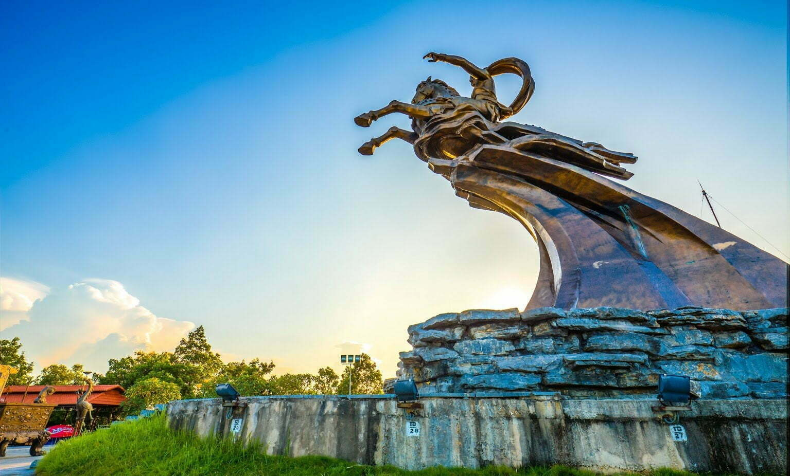 Đền Gióng.jpg