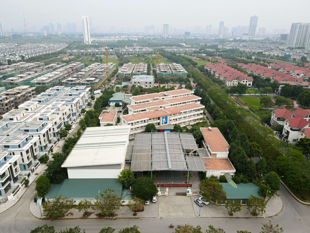 Trường trung học cơ sở Lê Quý Đôn khu đô thị Dương Nội.jpg