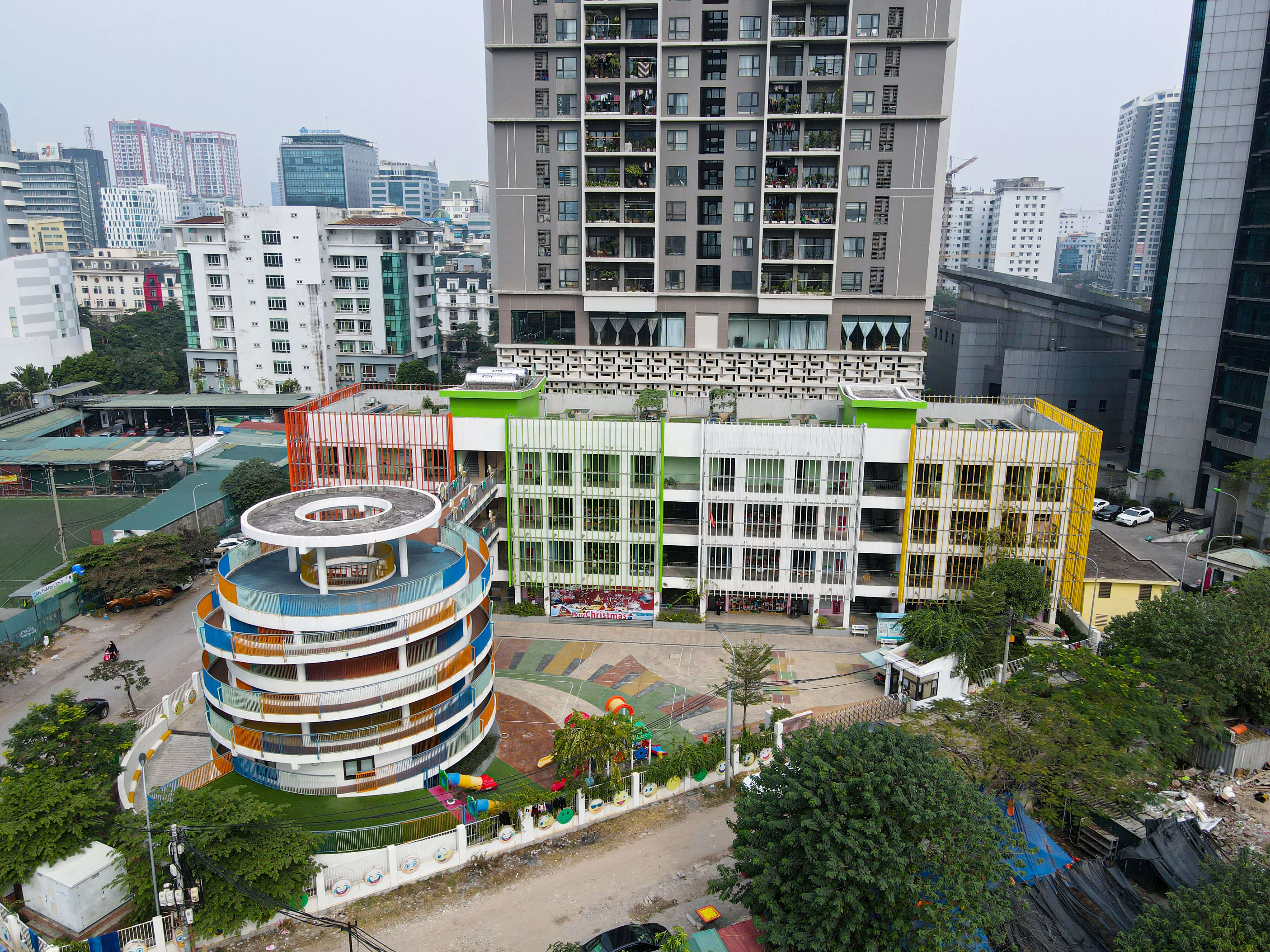 Hình ảnh thực tế trường mầm non Hoa Hướng Dương Sky Park Residence