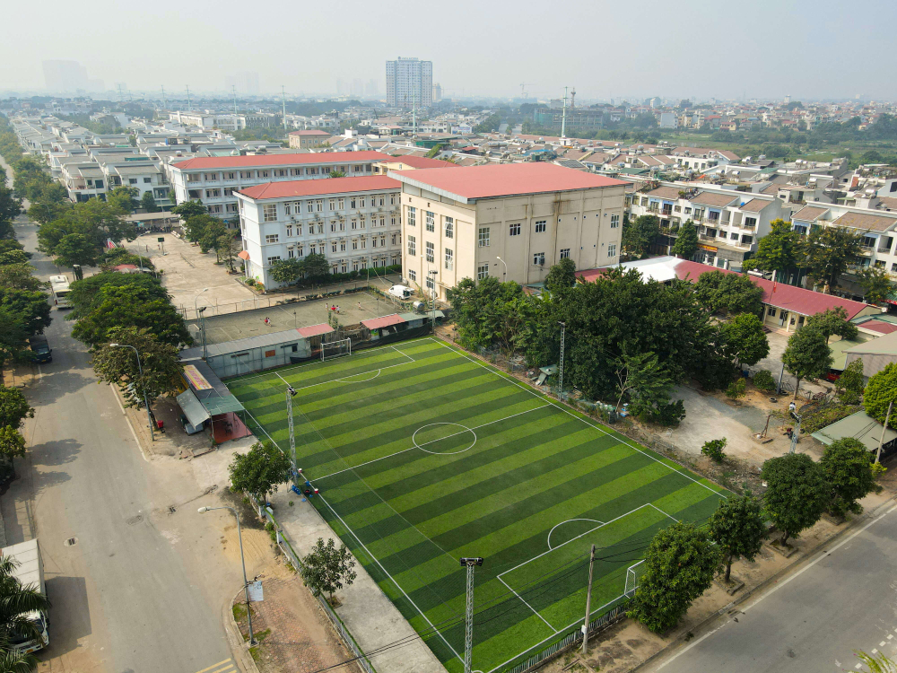 Sân bóng khu đô thị Xuân Phương Tasco