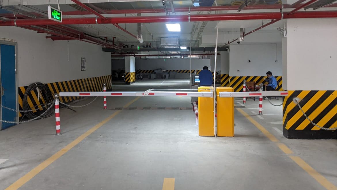 Hình ảnh thực tế hầm đỗ xe của Trung Yên Plaza