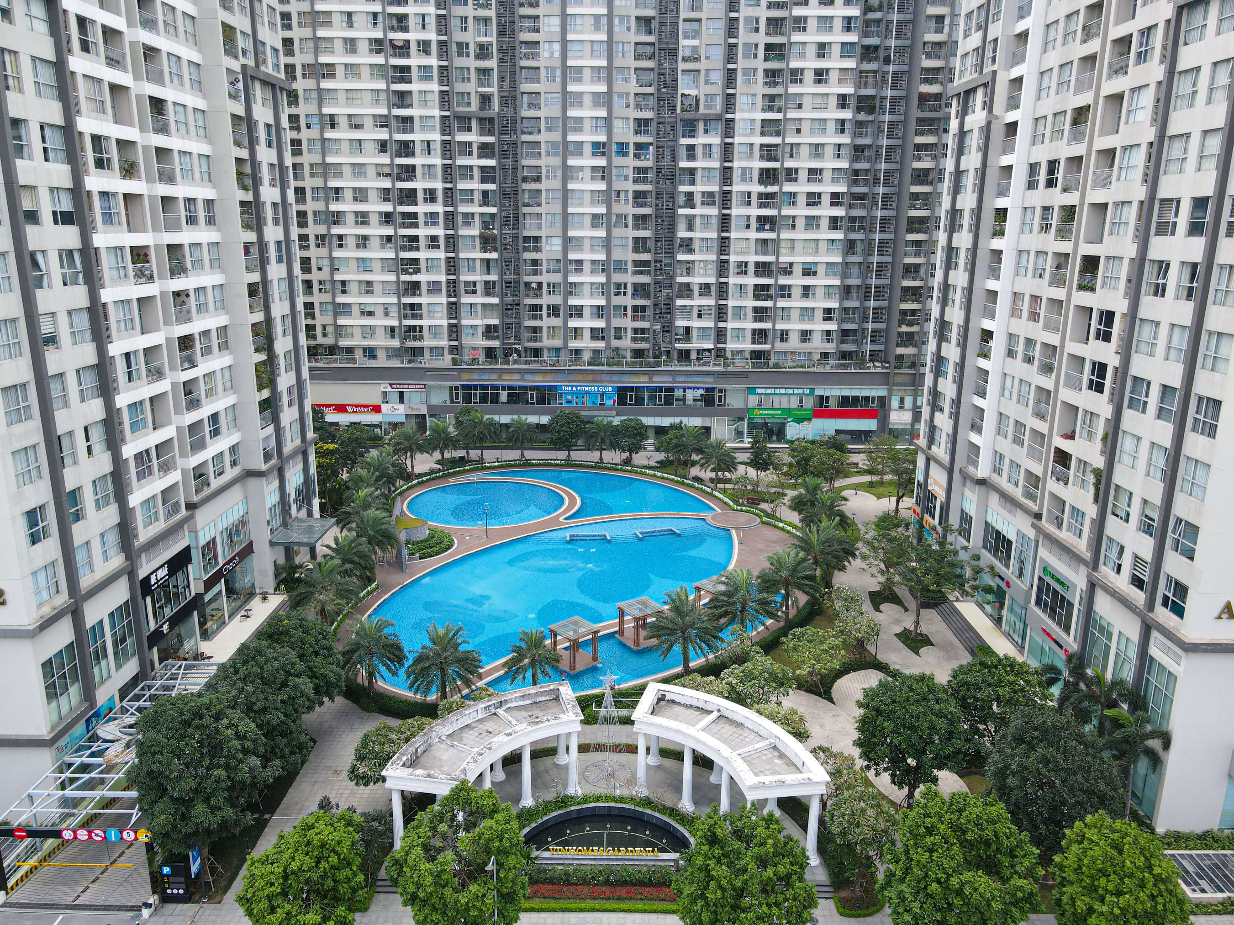 Bể bơi ngoài trời The Arcadia của khu đô thị Vinhomes Gardenia