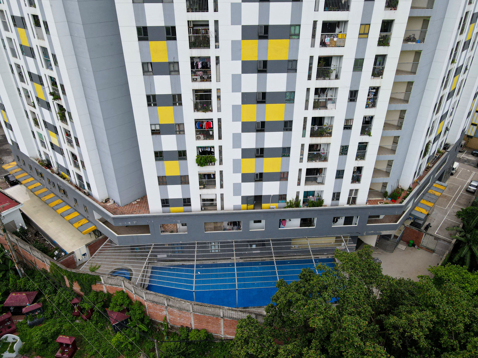 Hình ảnh thực tế bể bơi Rice City Sông Hồng