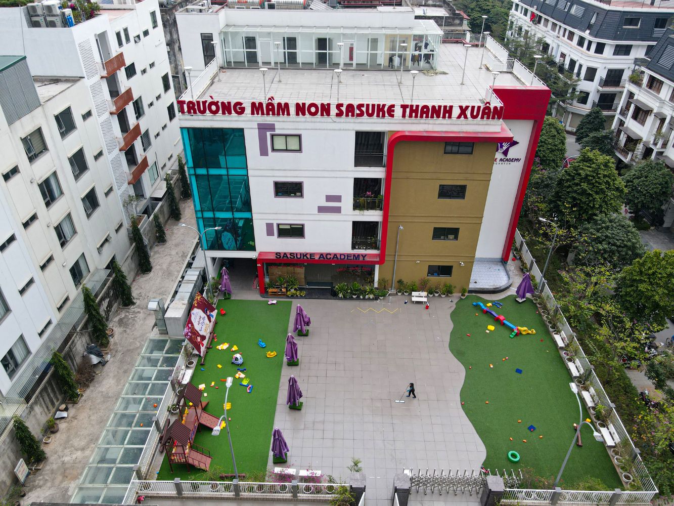 Trường mầm non Sasuke Thanh Xuân của Vuaboss liên minh giải trí 1 thế giới Thống Nhất Complex