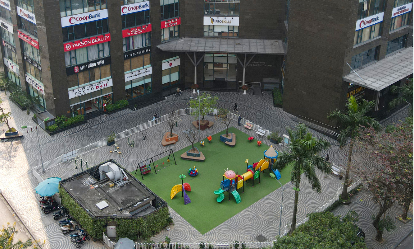 Khu vui chơi trẻ em của tòa nhà UDIC Complex.png