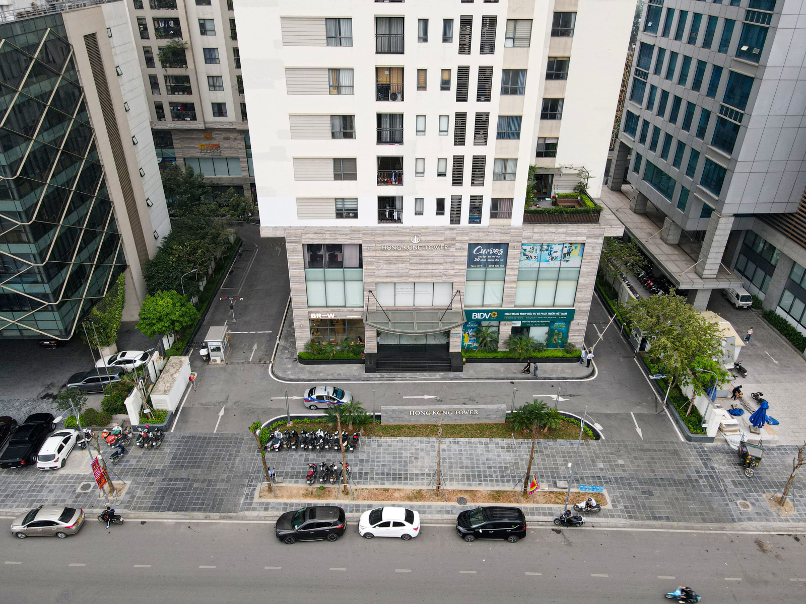 Hình ảnh thực tế khu thương mại Hong Kong Tower