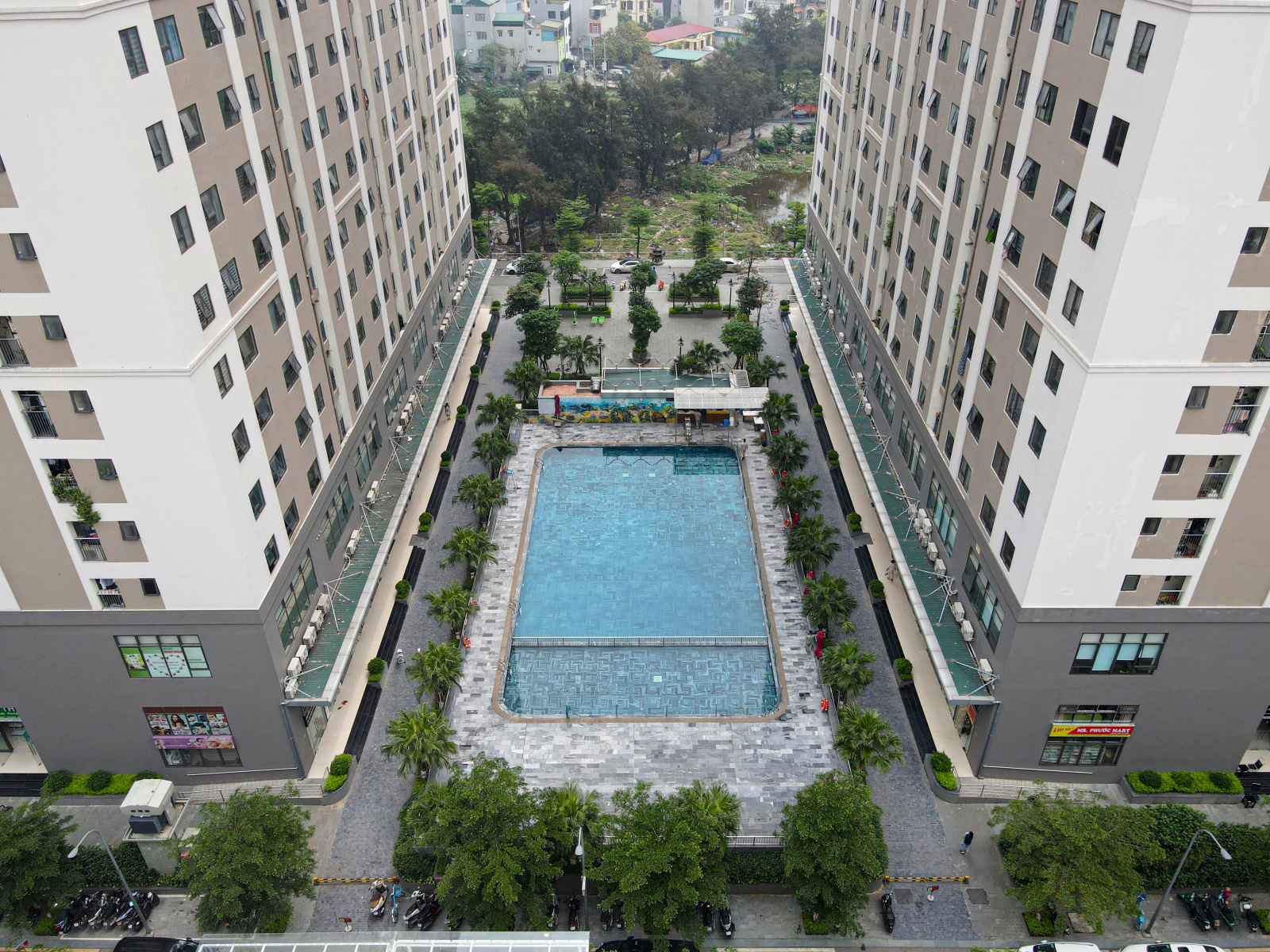 Hình ảnh thực tế bể bơi IEC Residences Tứ Hiệp