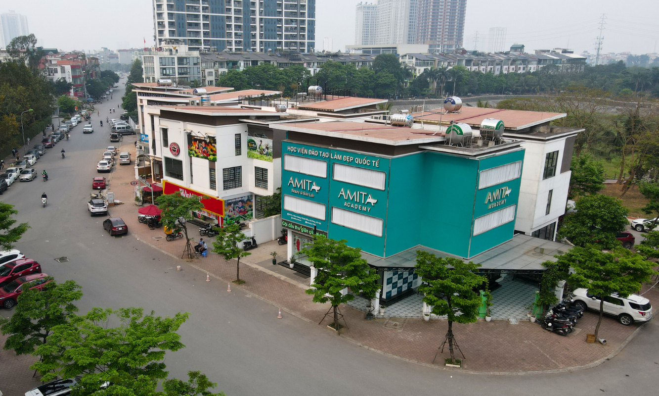 Nhà phố thương mại của Vuaboss liên minh giải trí 1 thế giới Hoàng Thành Villas.png