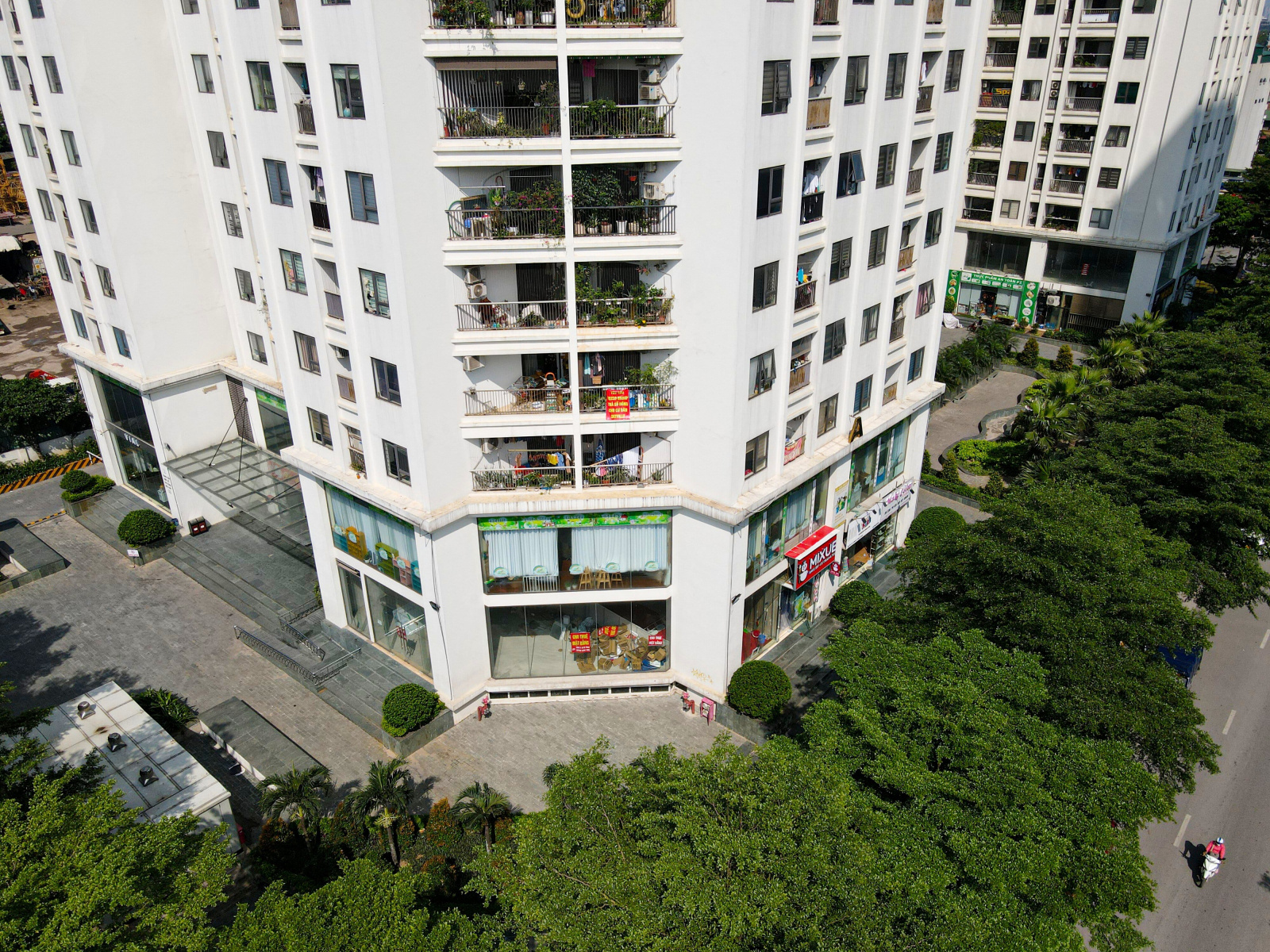 Hình ảnh thực tế khu thương mại Tecco Skyville Tower