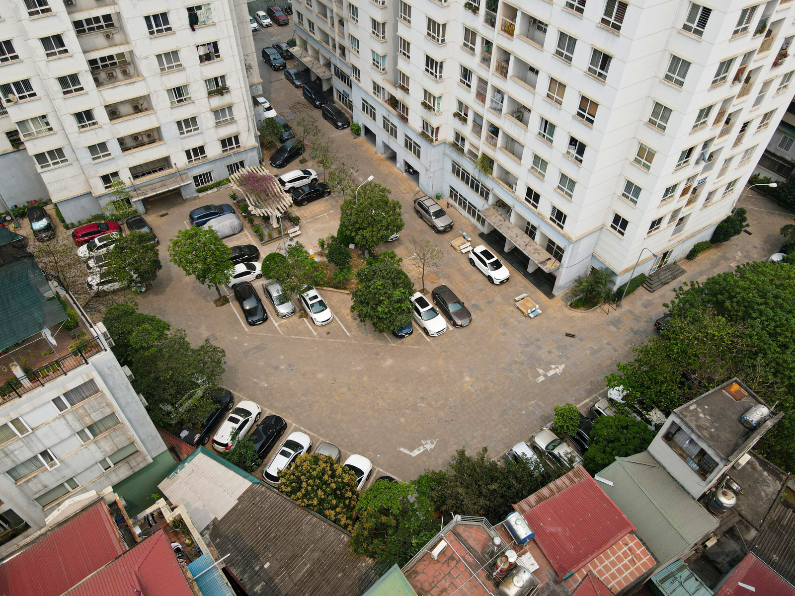 Hình ảnh thực tế bãi để xe Đăng nhập Vuaboss 25 Lạc Trung