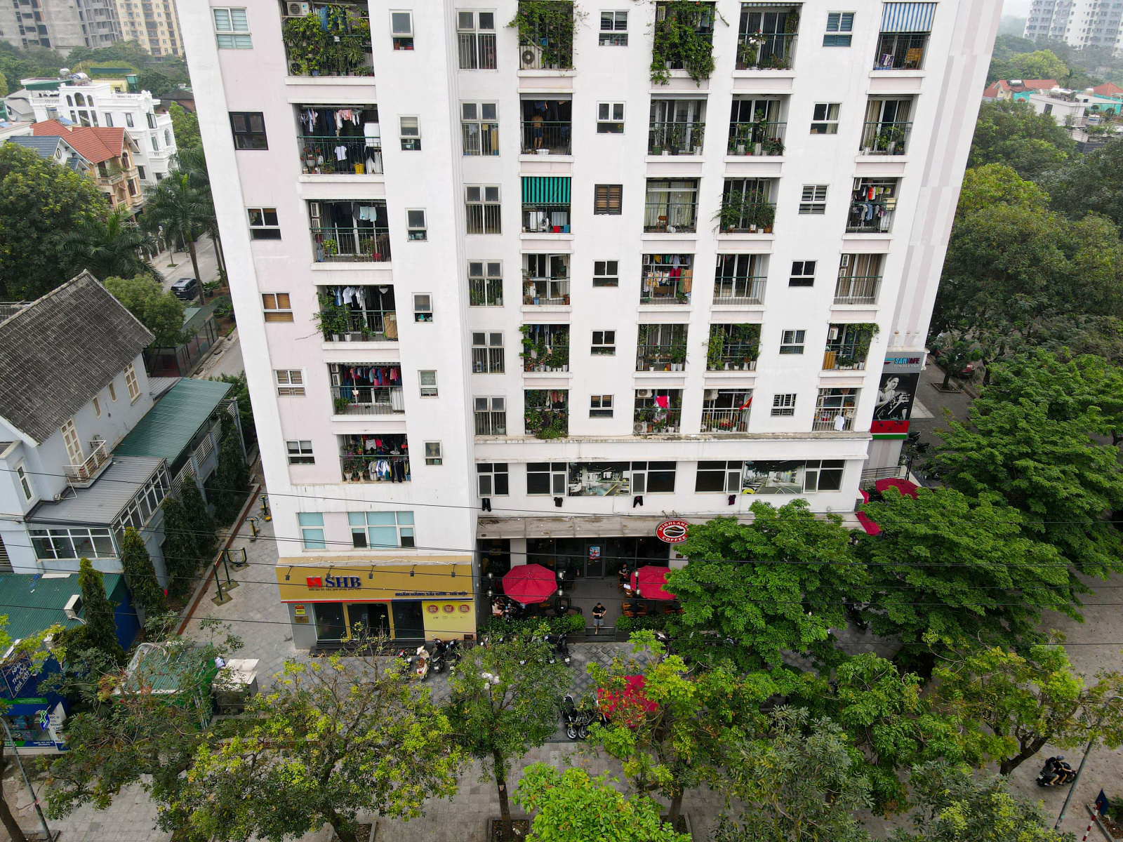 Hình ảnh thực tế khu thương mại South Building