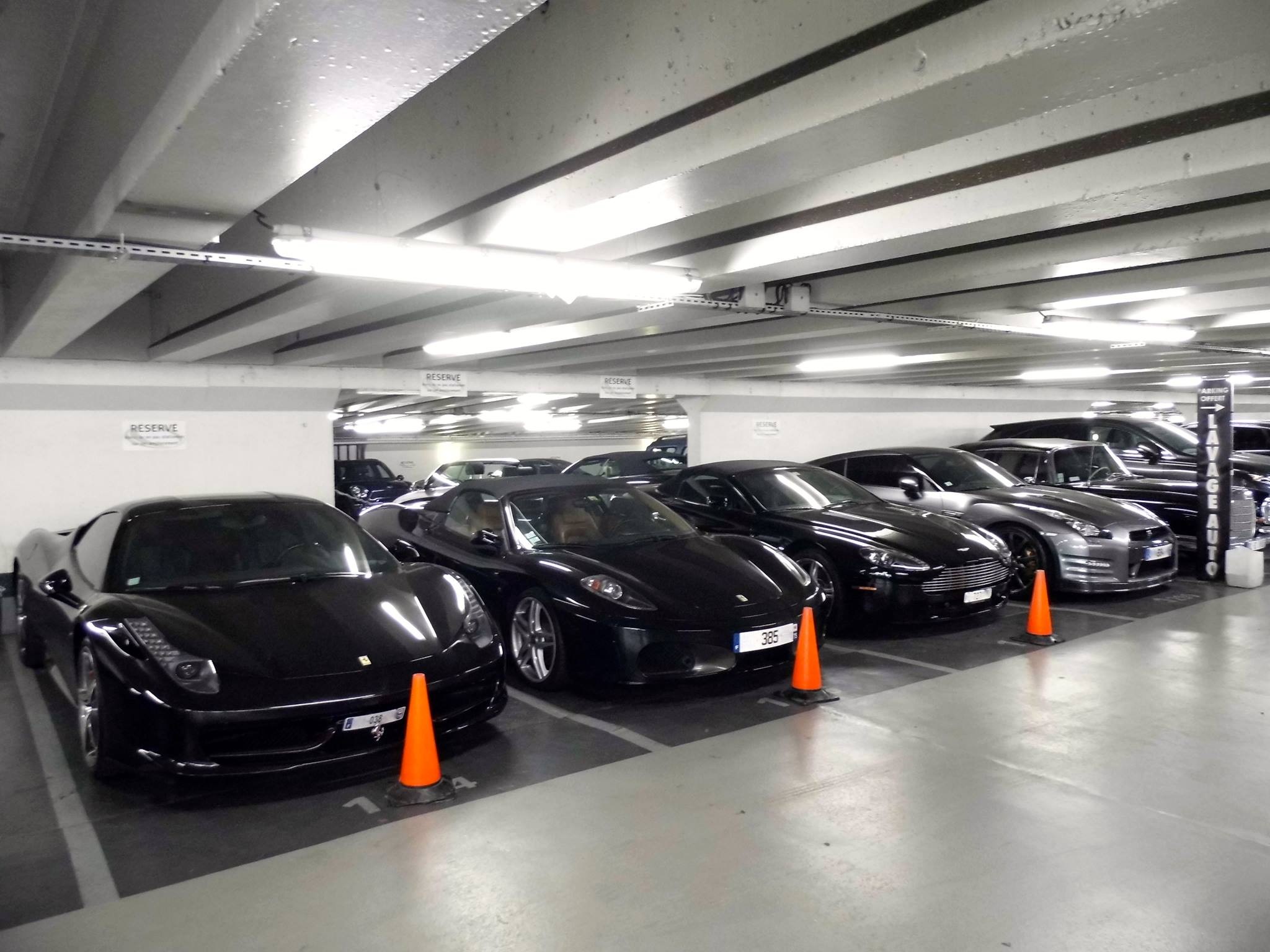 Hầm để xe của Vuaboss liên minh giải trí 1 thế giới Đăng nhập Vuaboss cao cấp D’. Palais Louis