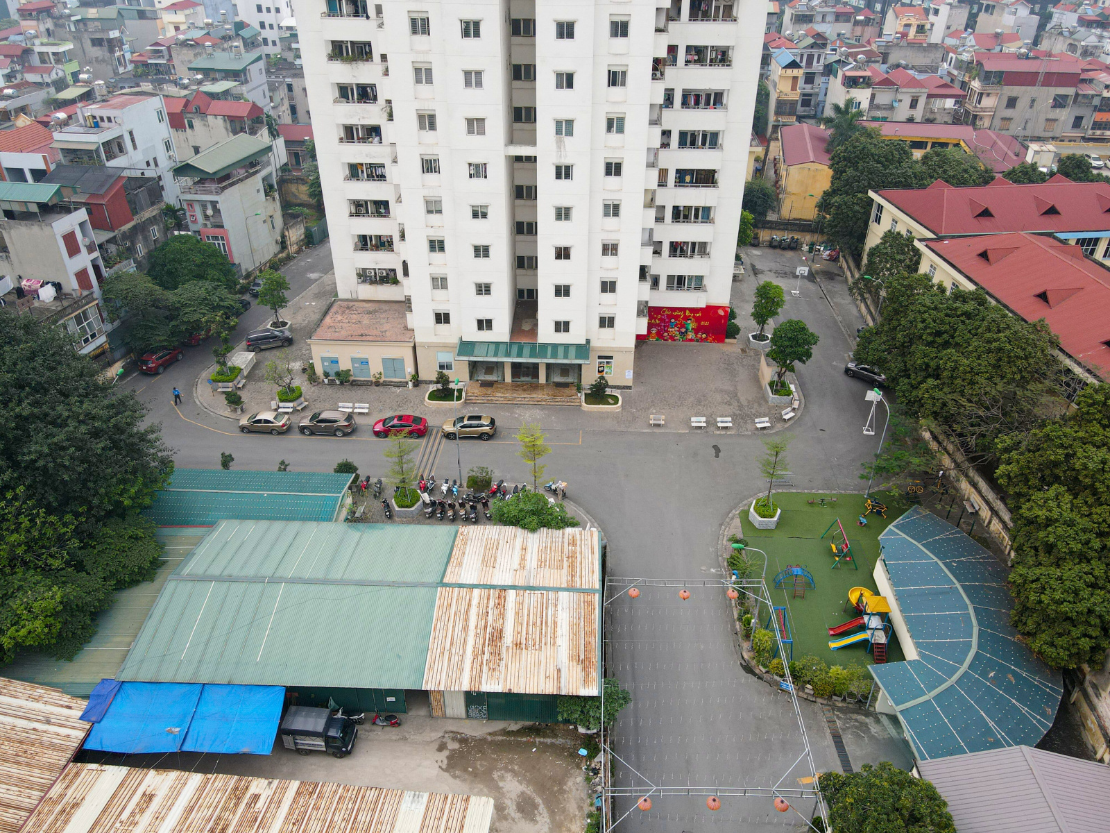 Hình ảnh thực tế khu thương mại Unimax Twin Tower