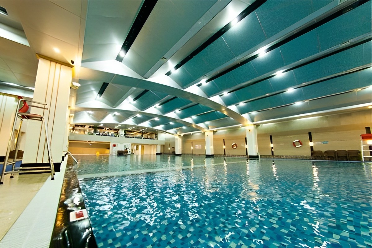 Hình ảnh thực tế bể bơi Fafilm - VNT Tower